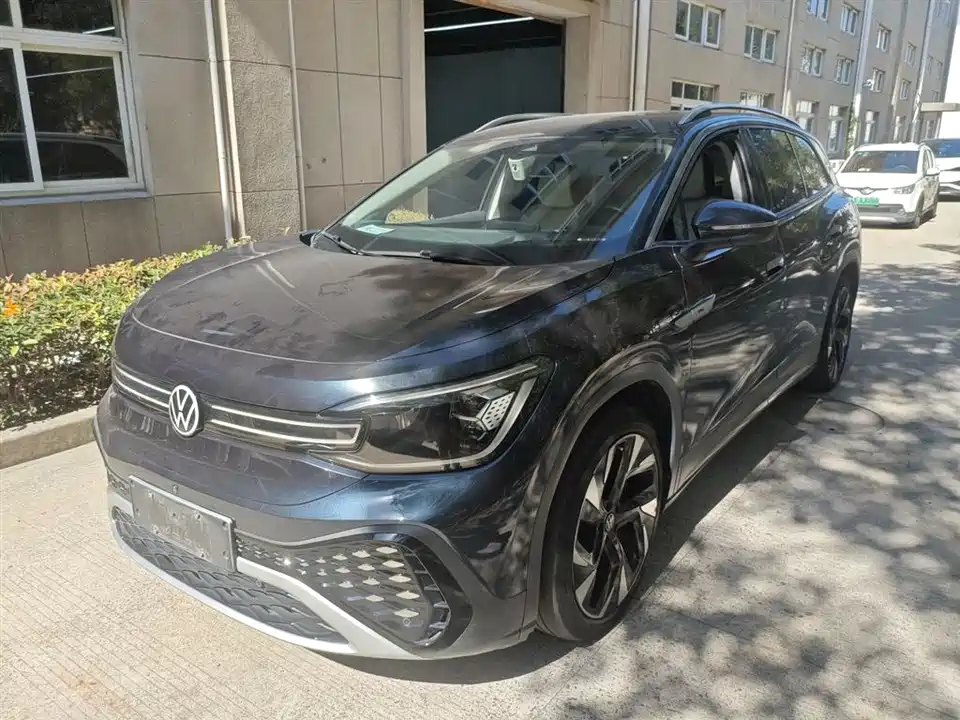 Volkswagen ID.6 CROZZ