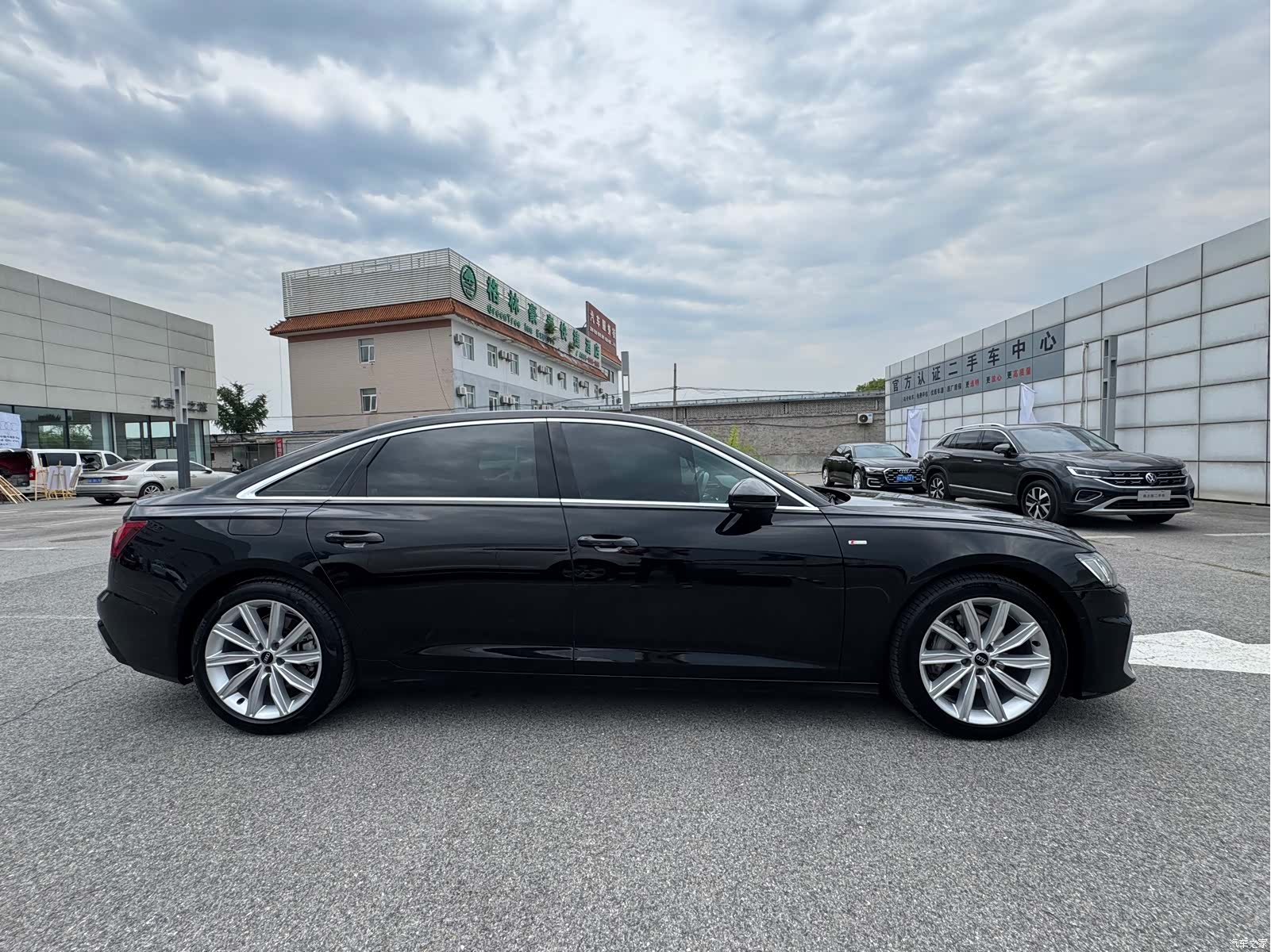Audi A6L, 2024 4