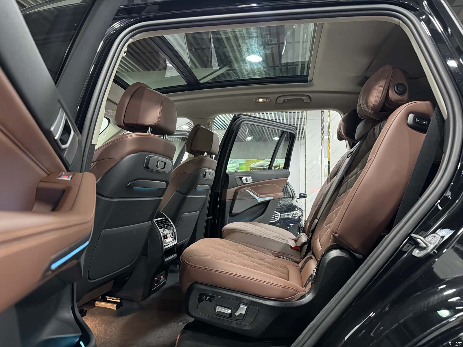 BMW X7, 2024 все фото