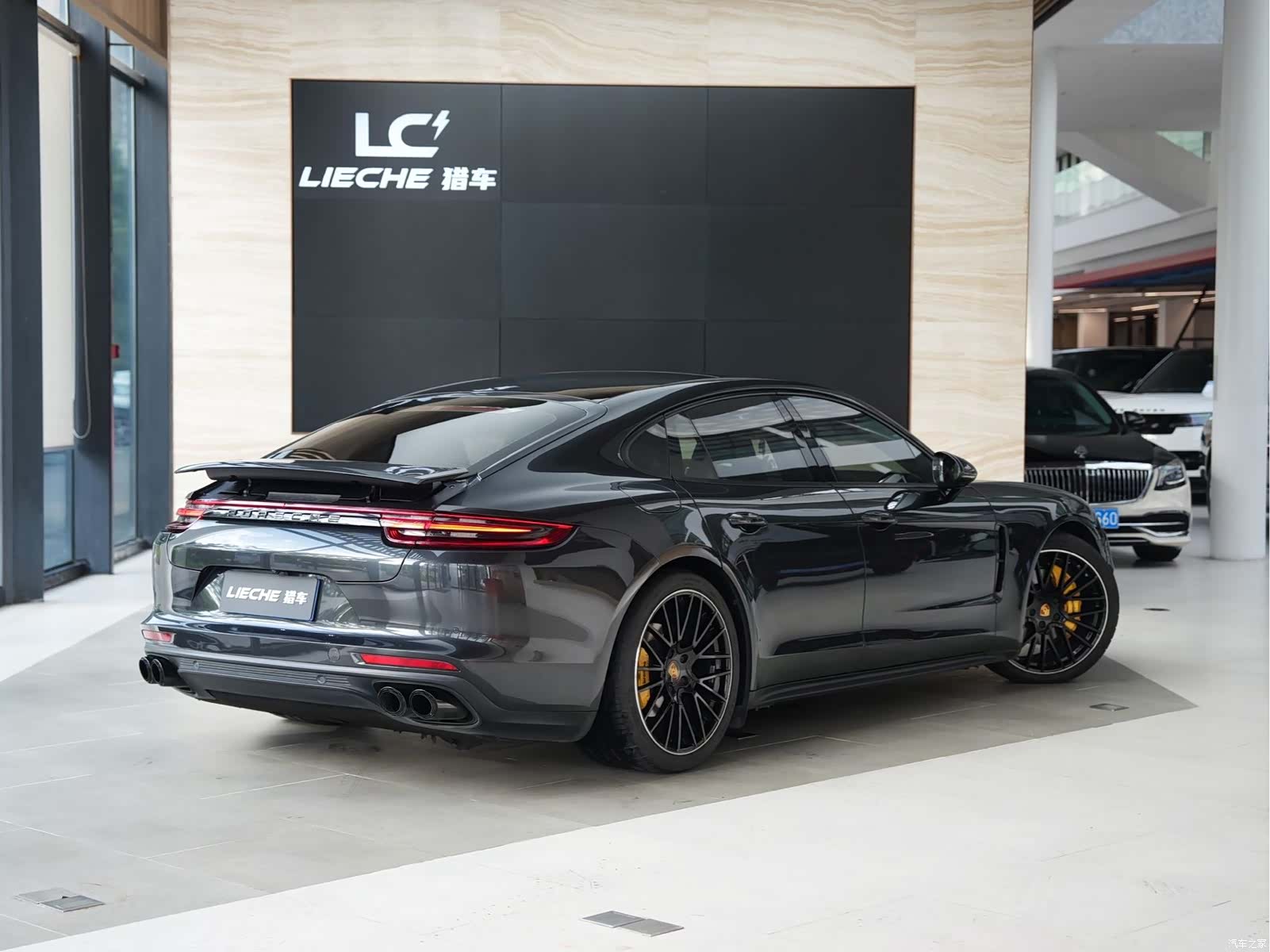 Porsche Panamera, 2017 4