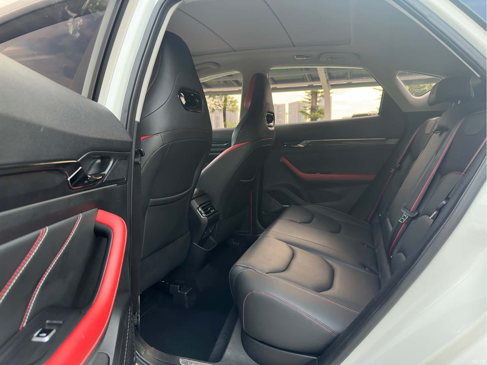 Geely Emgrand, 2022 12