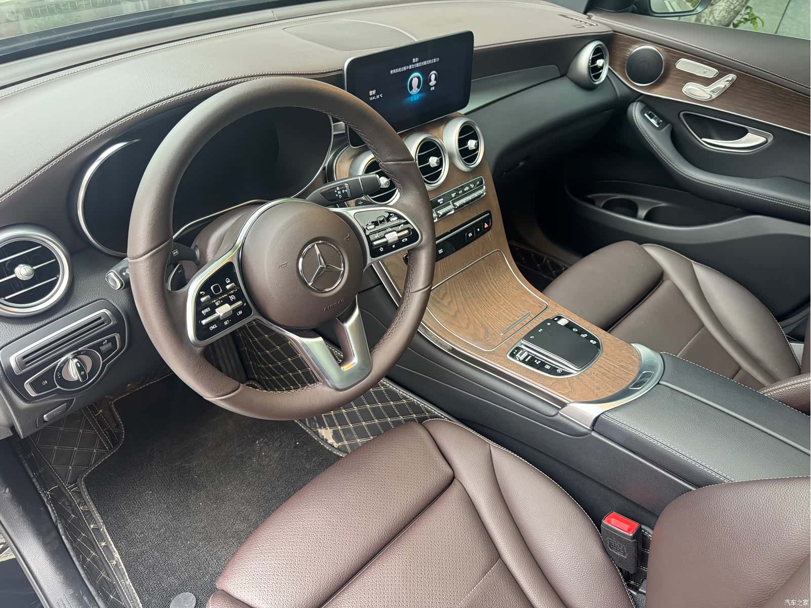 Mercedes-Benz GLC, 2023 13