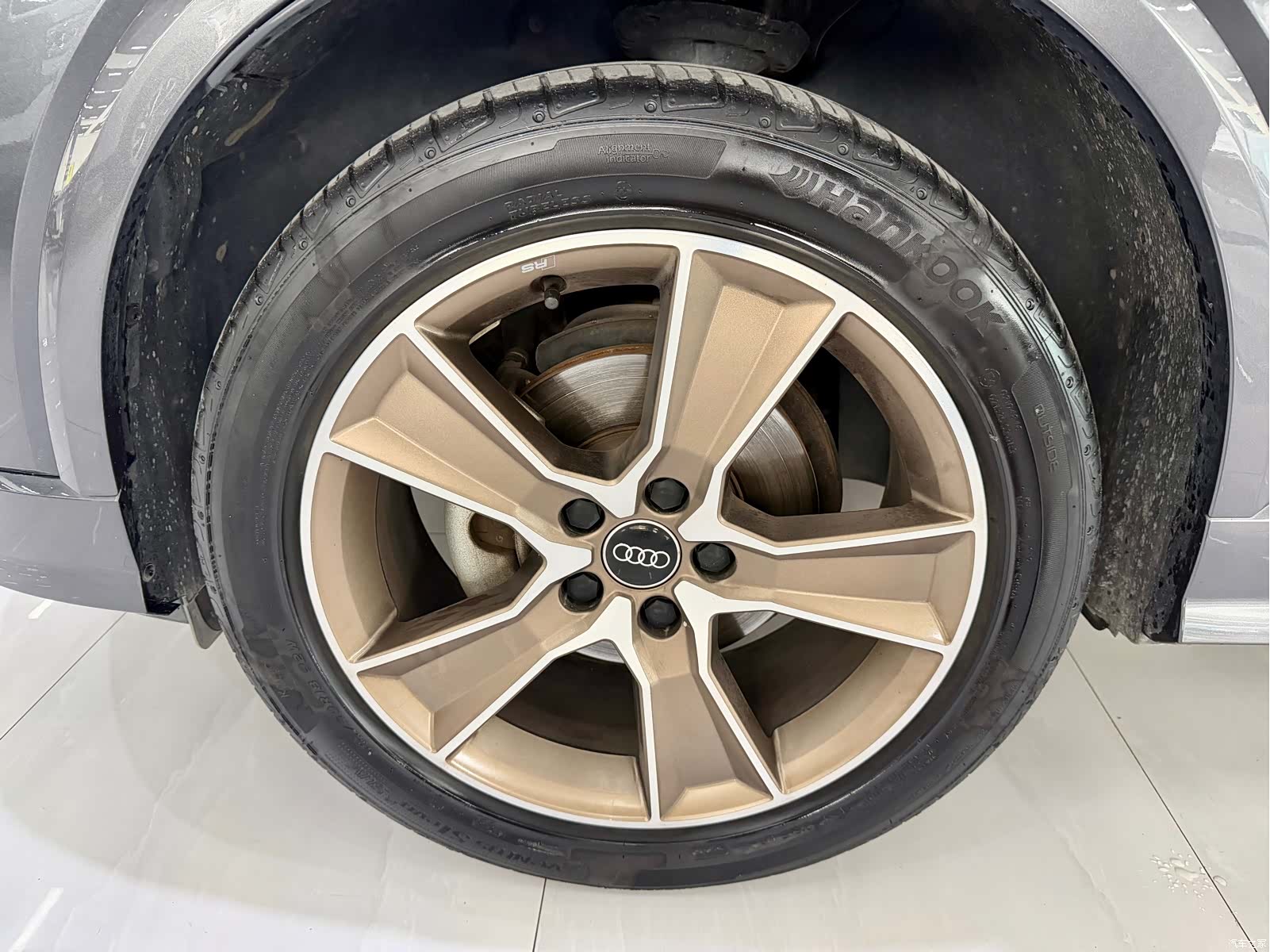 Audi Q2L, 2023 14