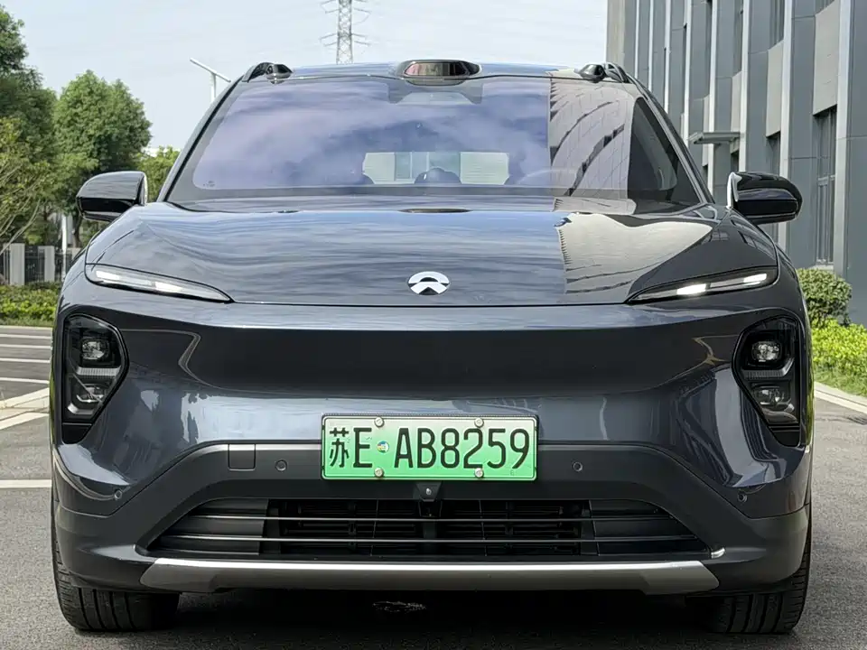 NIO ES7