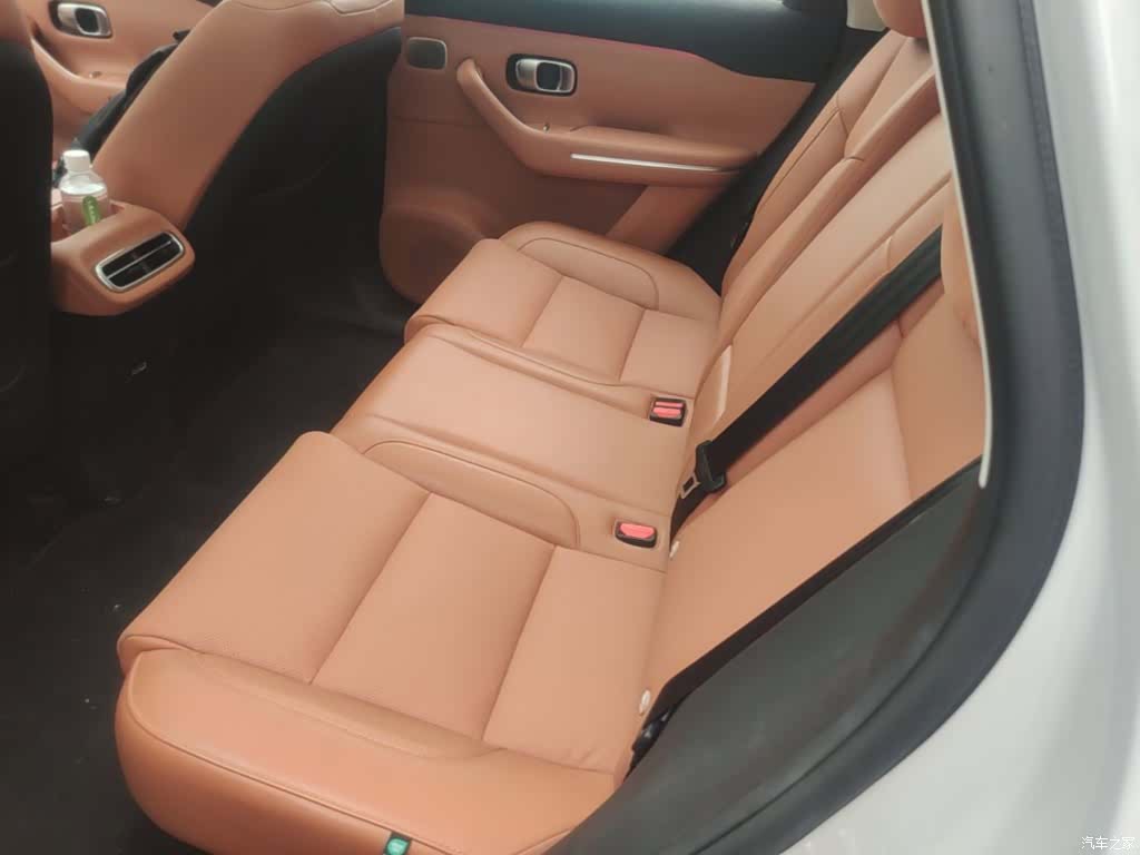 Leapmotor C10, 2025 17