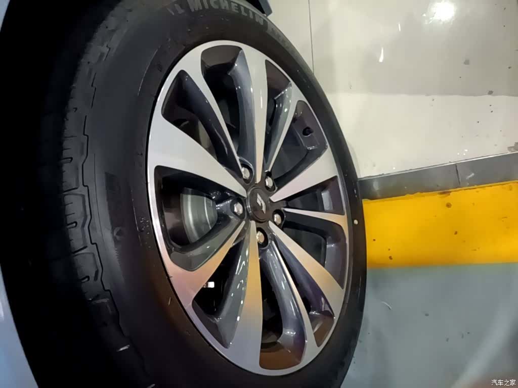 Li Auto ONE, 2020 25