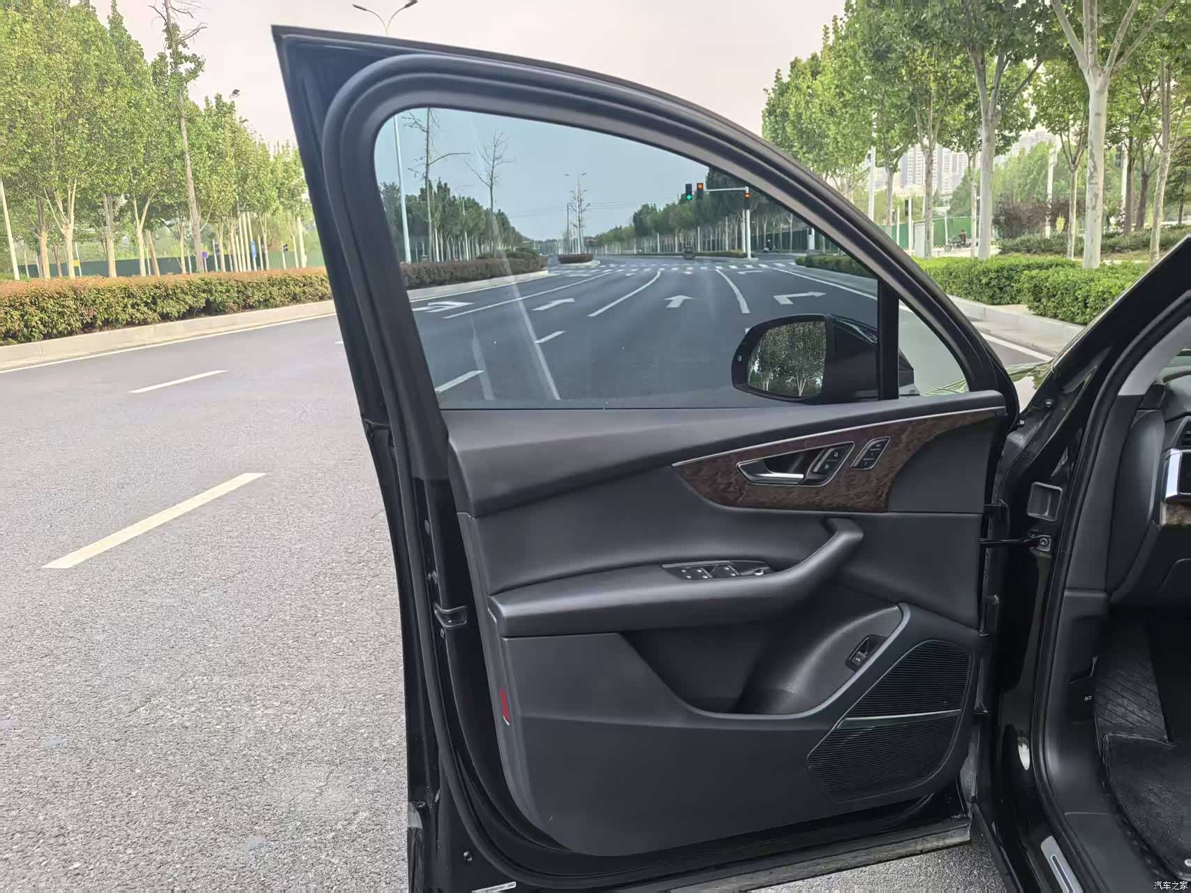 Audi Q7, 2022 11