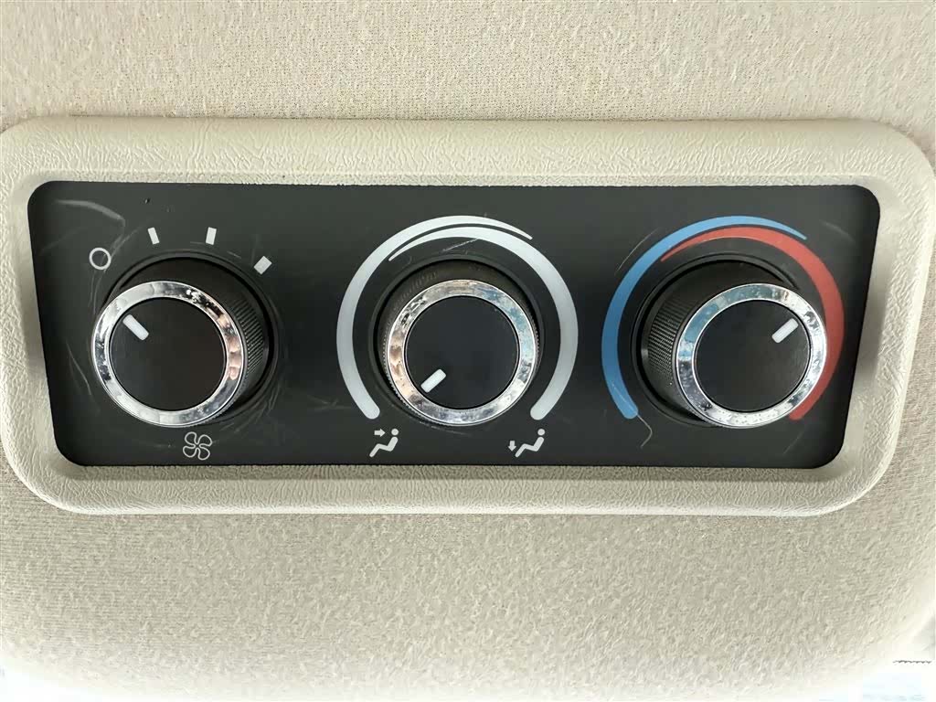 GMC SAVANA, 2015 10