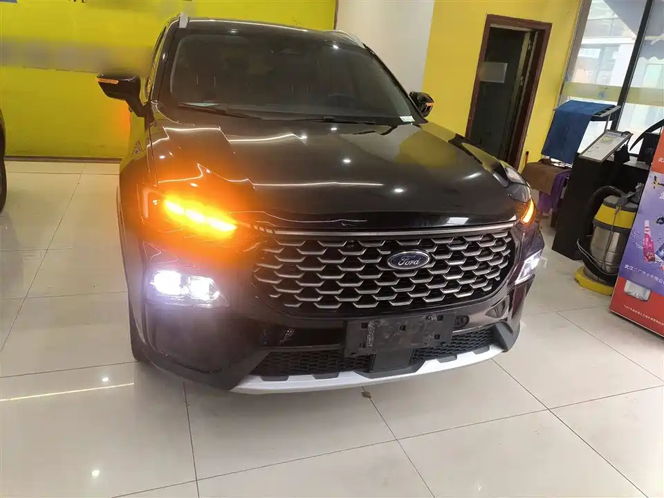 Ford Ling Rui Ford Ling Rui
