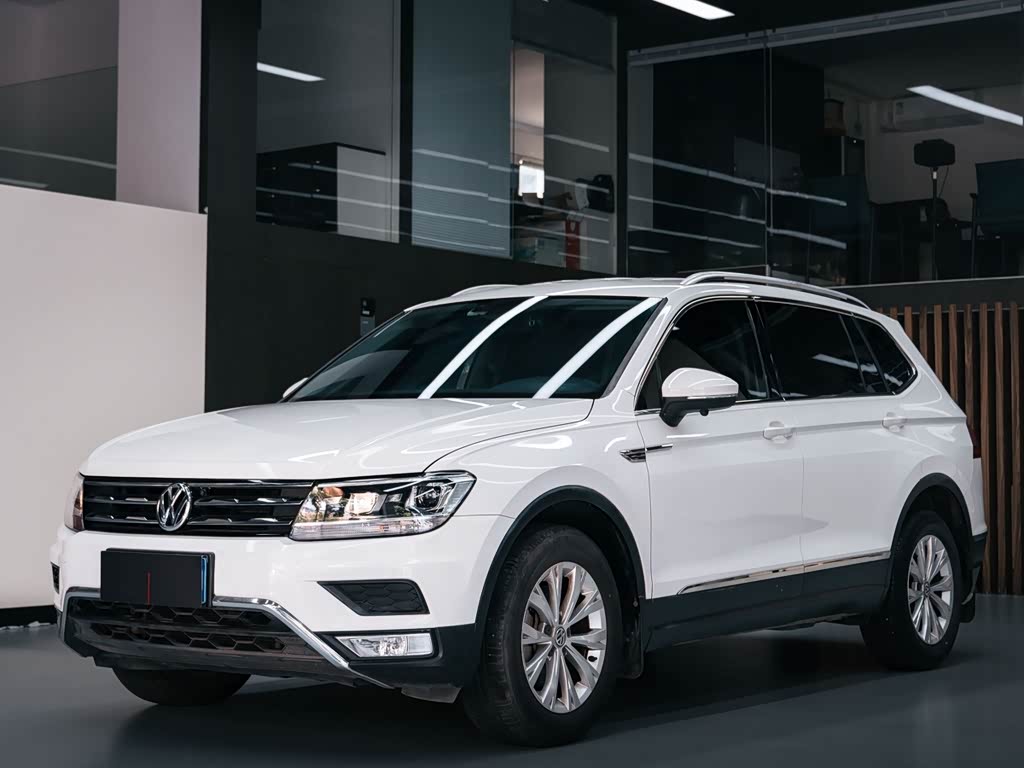 Volkswagen Tiguan L L 2017 330TSI AT