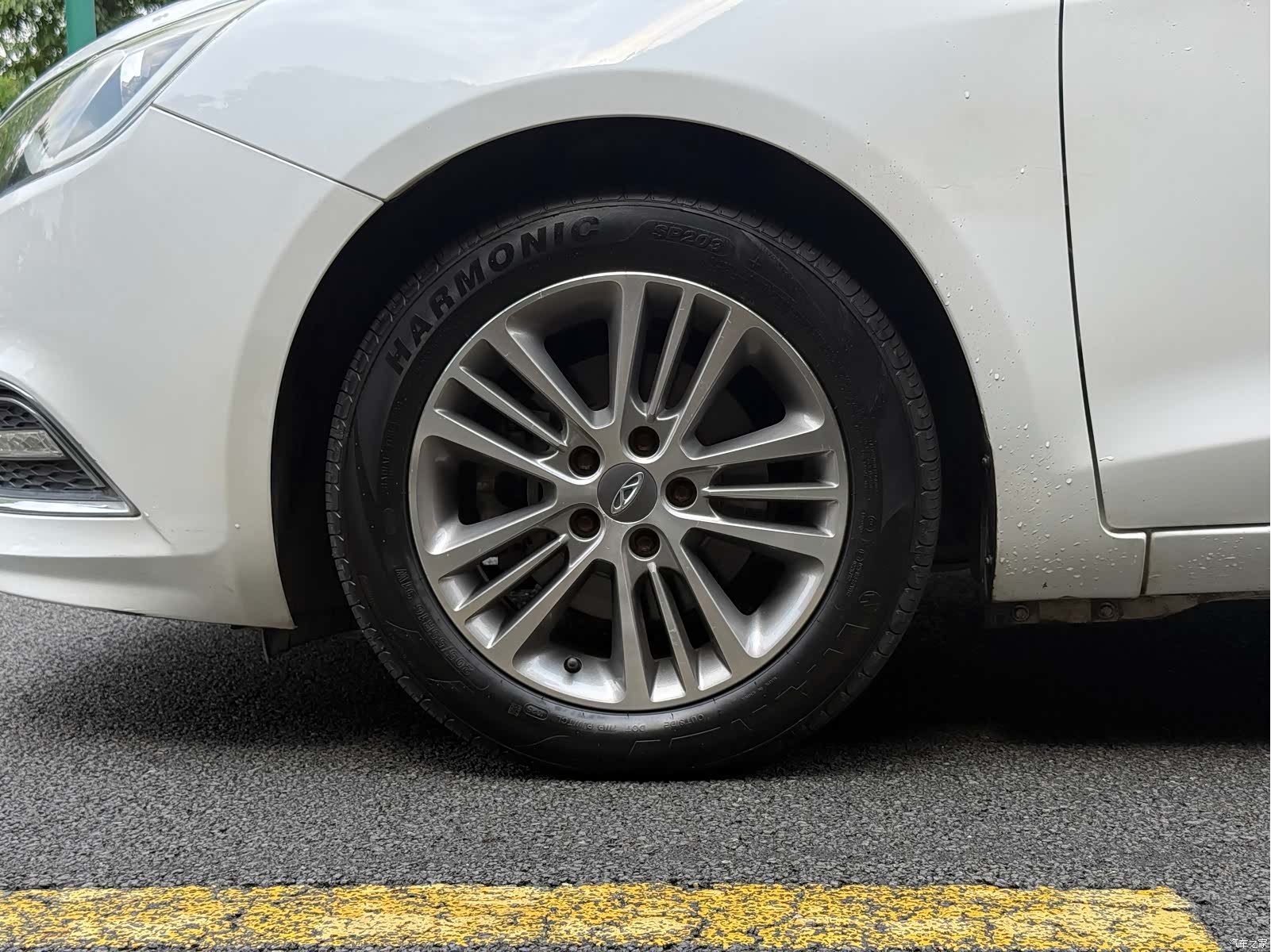 Chery 7e, 2016 13