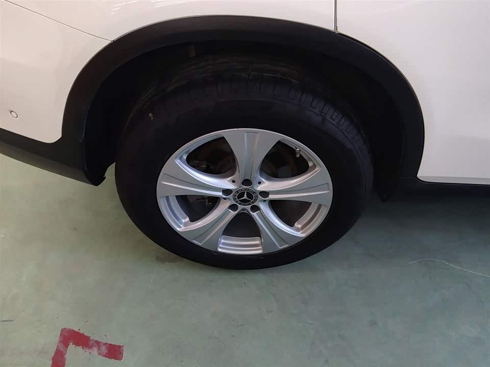 Mercedes-Benz GLC Mercedes-Benz GLC