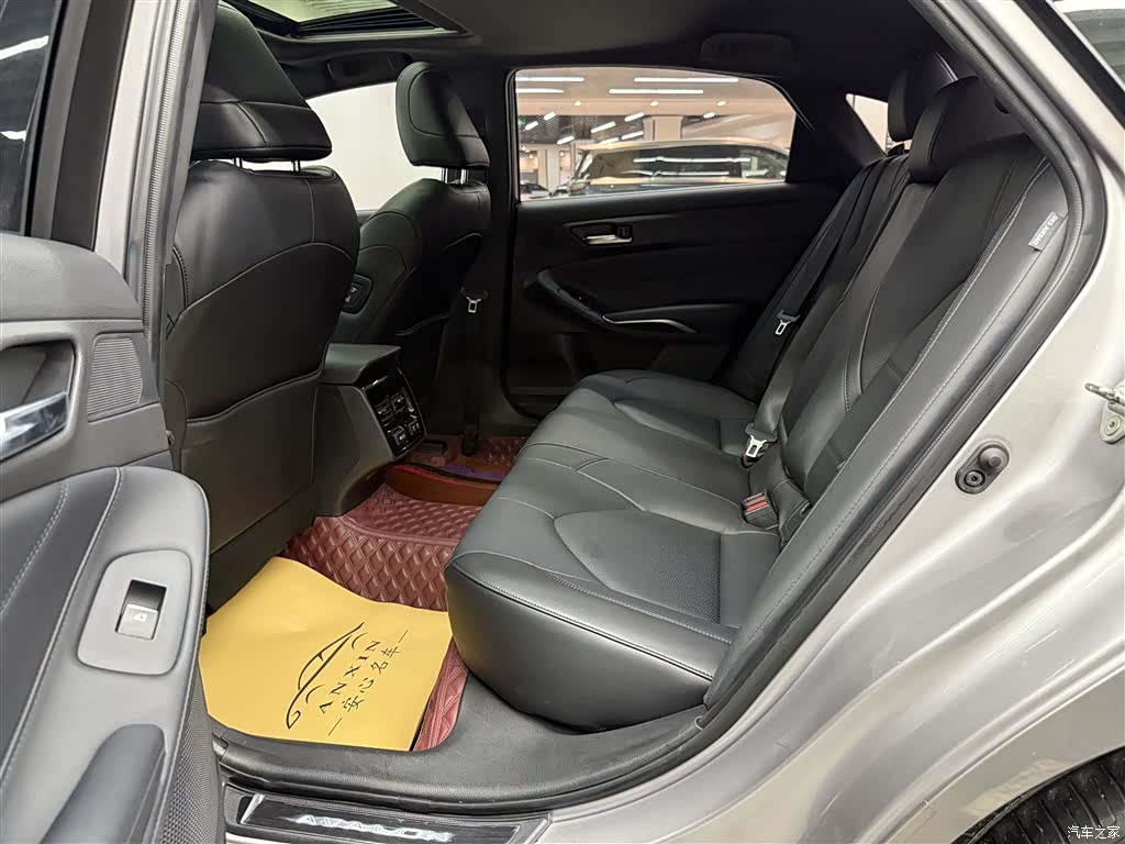 Toyota Avalon, 2020 10