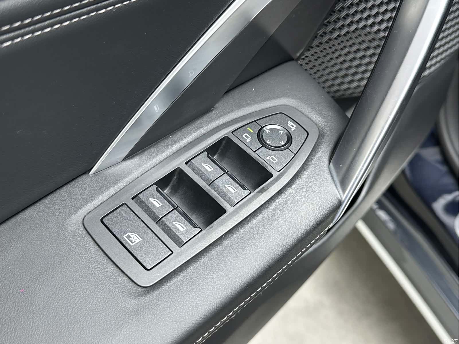 BMW X1, 2023 9