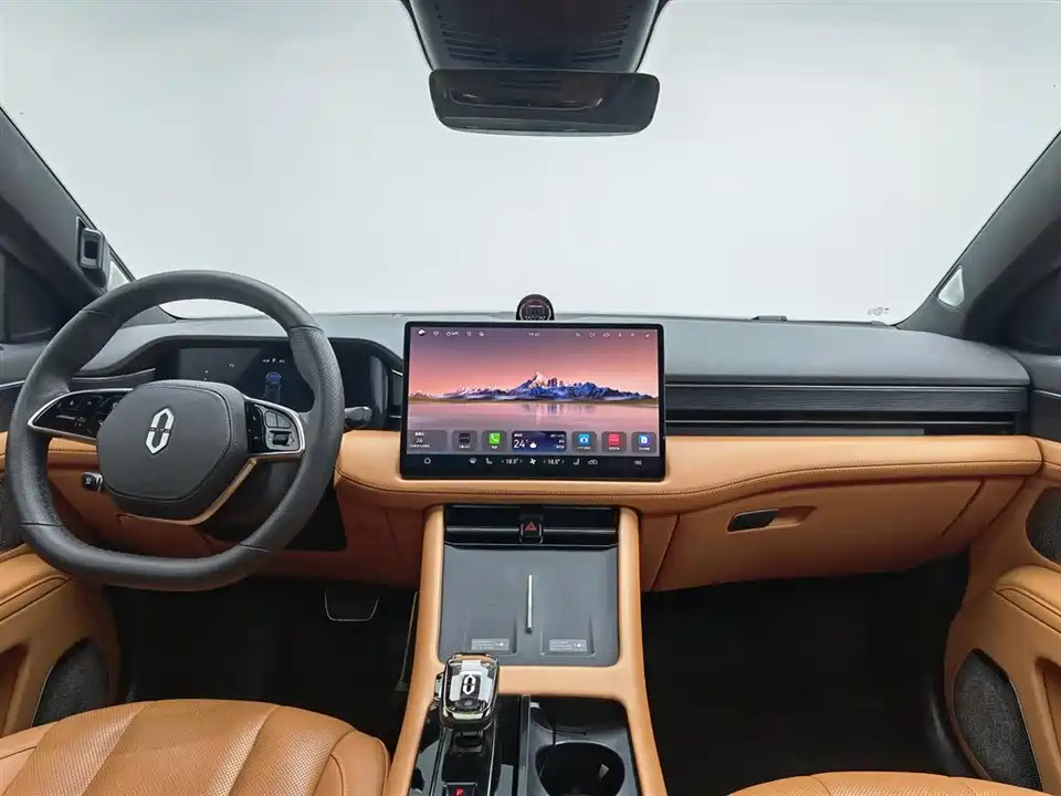 AITO Ask the world M7