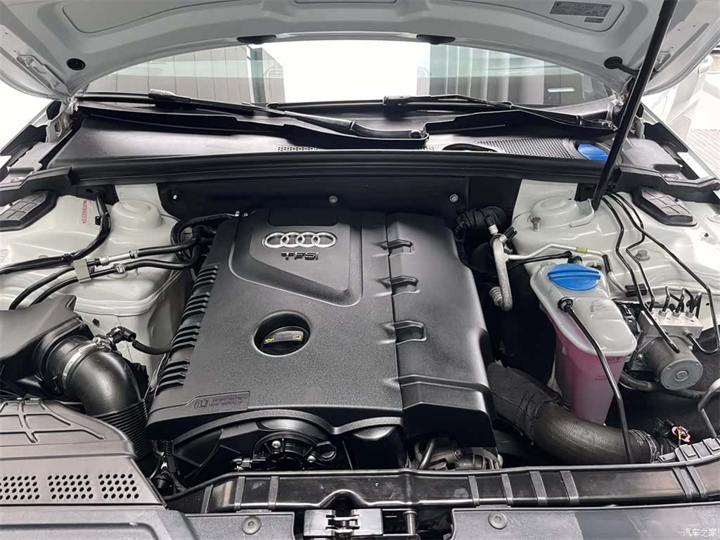 Audi A4, 2014 8