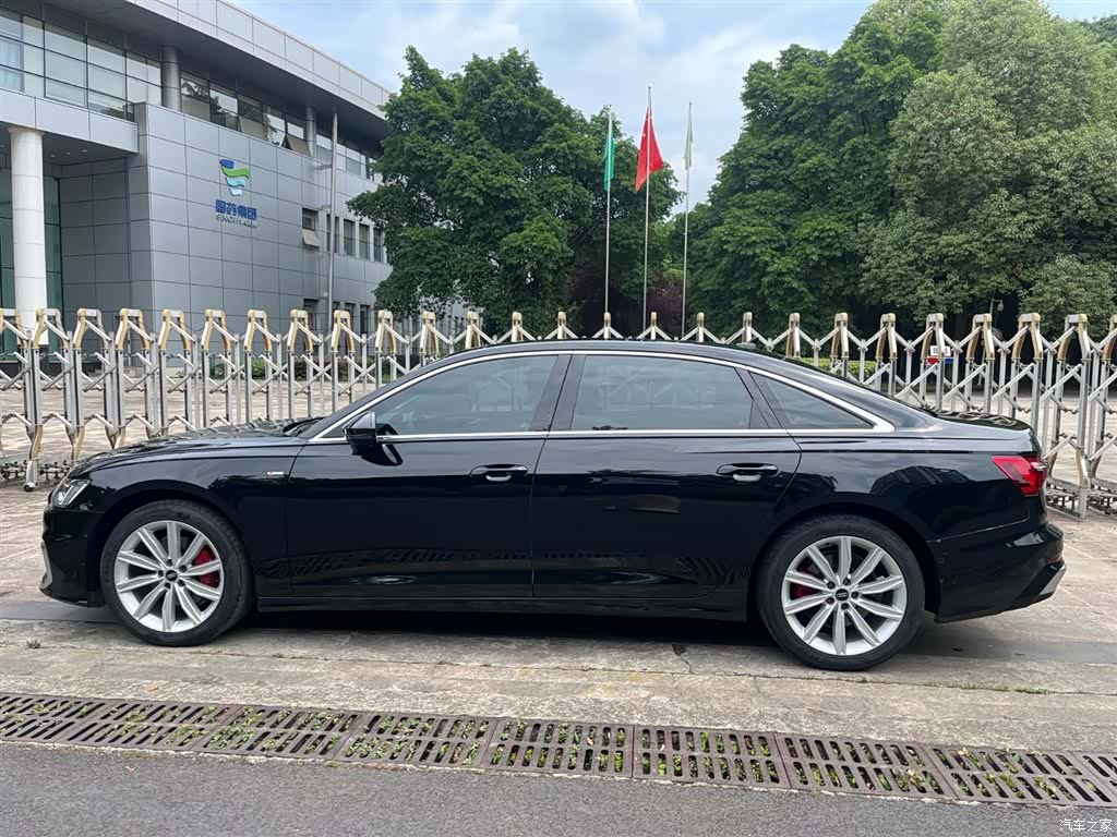 Audi A6L, 2025 3
