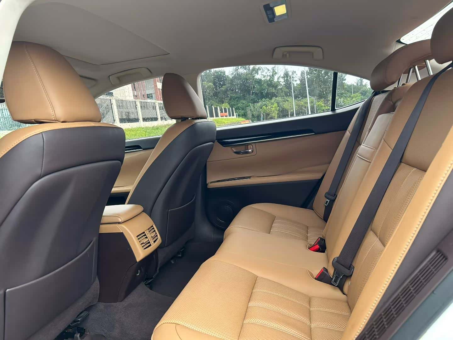 Lexus ES, 2016 все фото