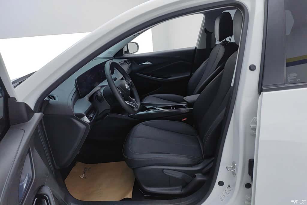 Buick Verano, 2023 9