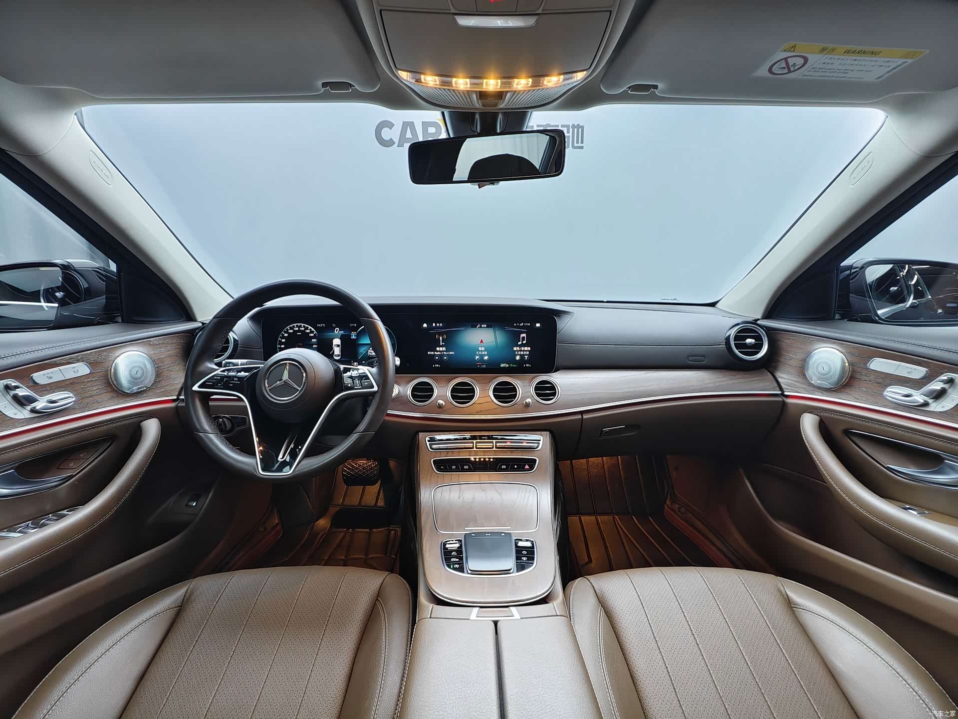 Mercedes-Benz E-Class, 2023 12