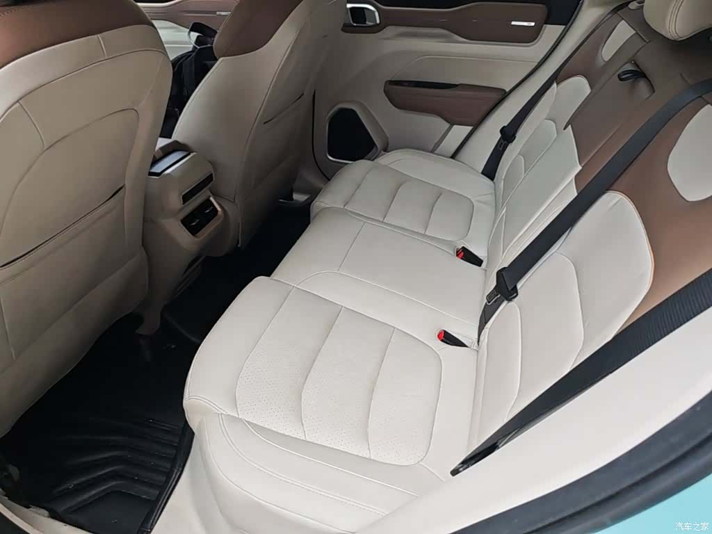 Geely Icon, 2022 17