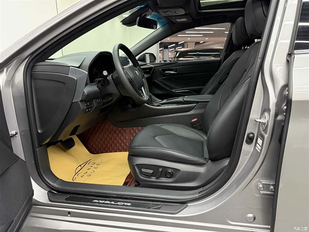 Toyota Avalon, 2020 6