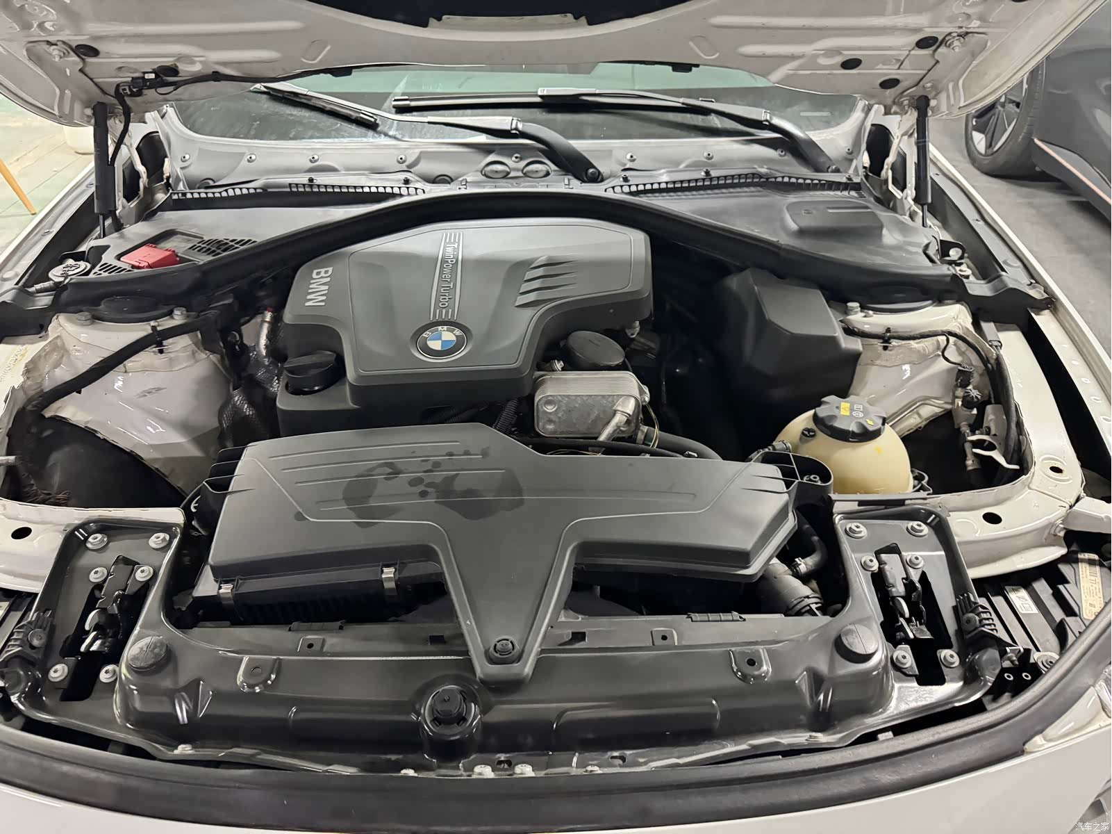 BMW 3 Series, 2014 9