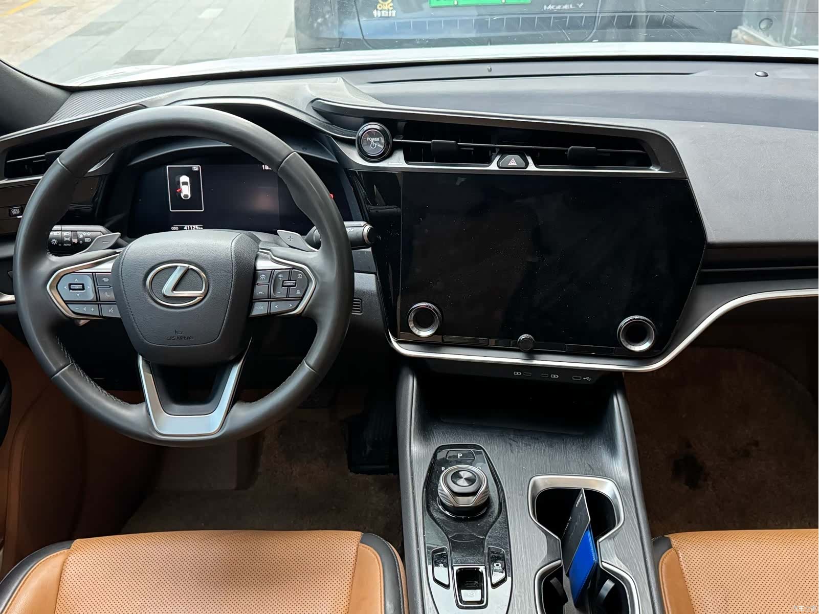 Lexus RZ, 2024 9