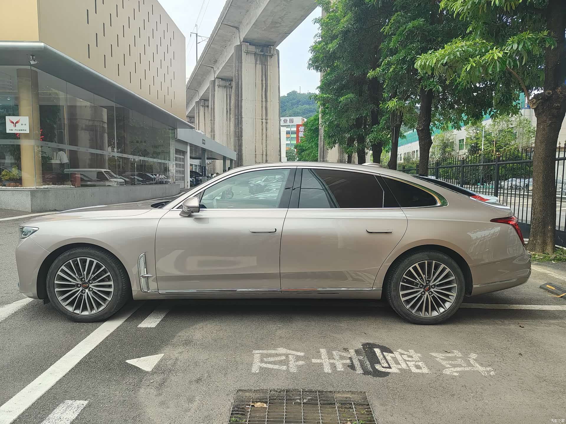 Hongqi H9, 2021 7