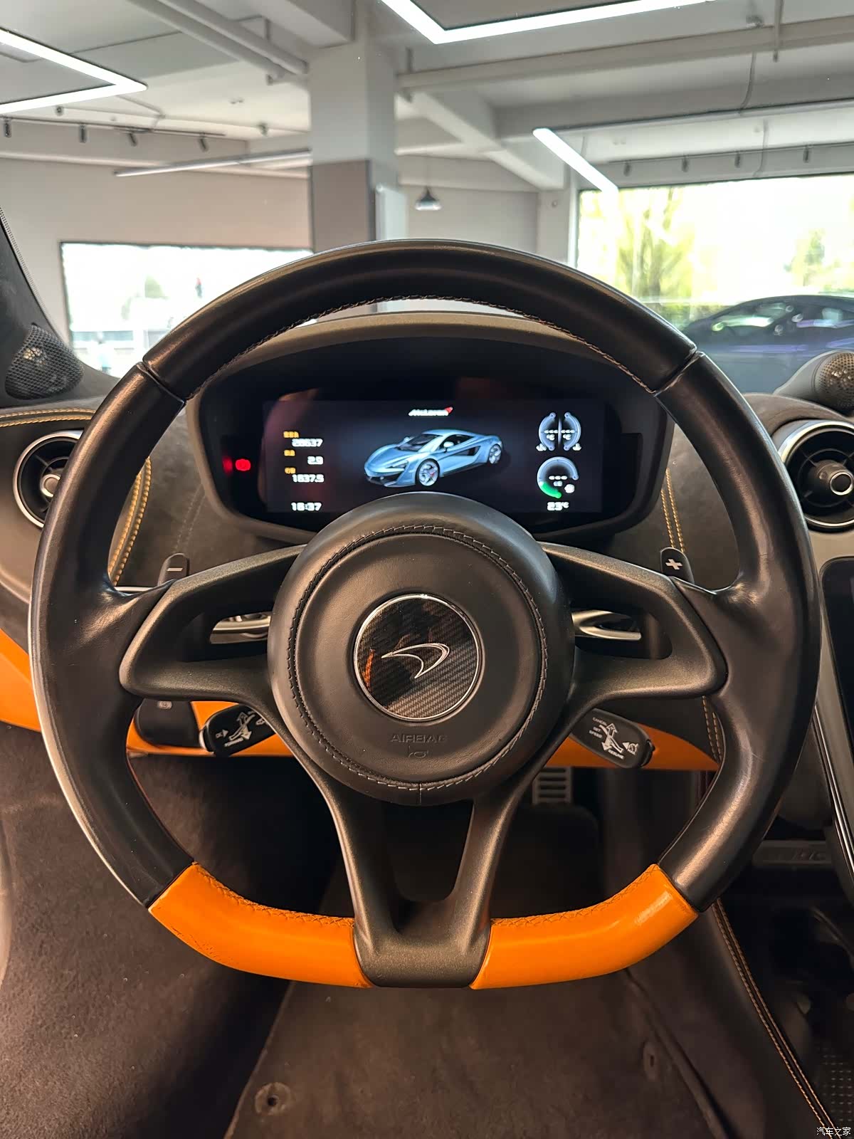 McLaren 540C, 2017 10