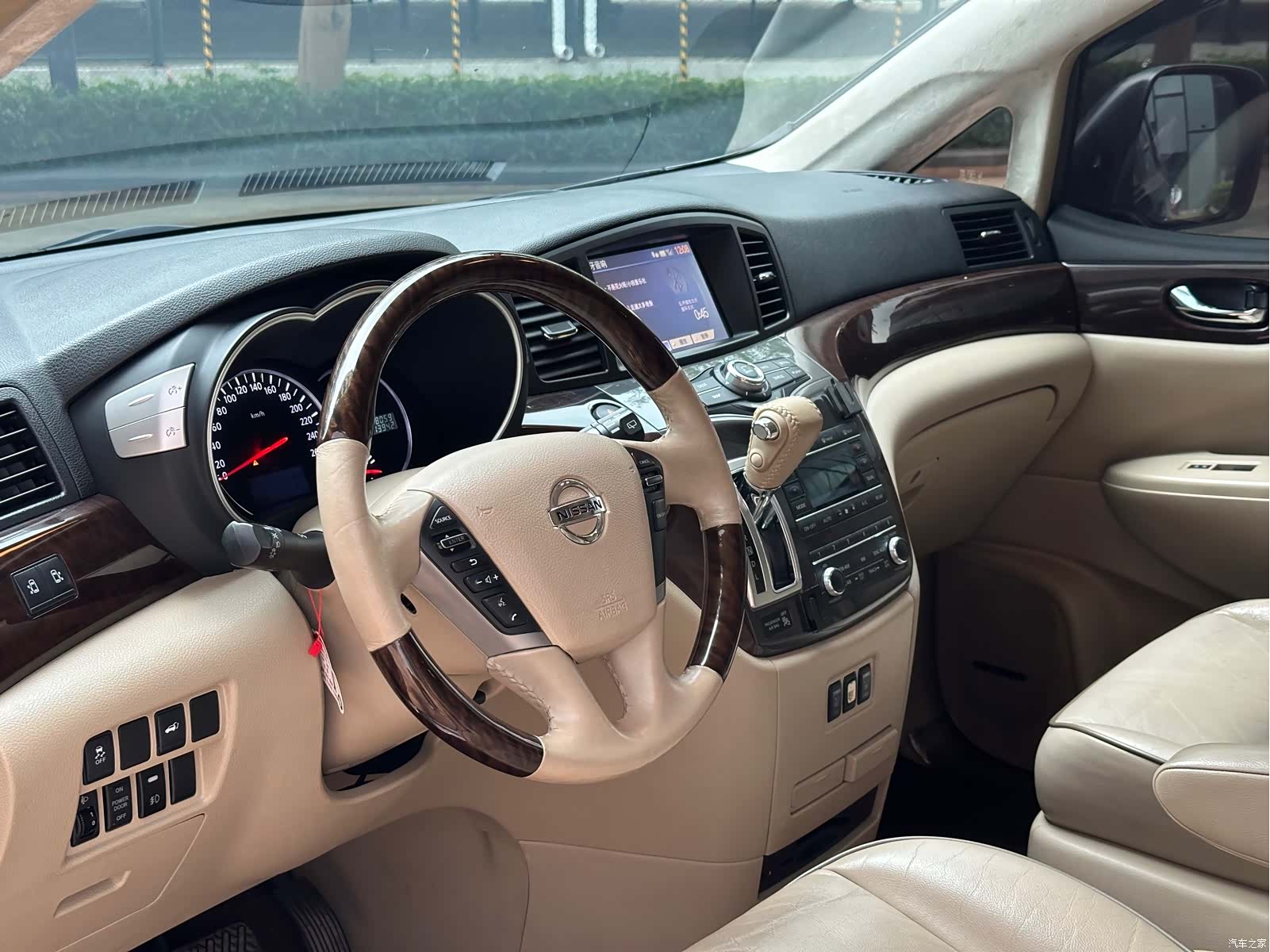 Nissan SL, 2014 10