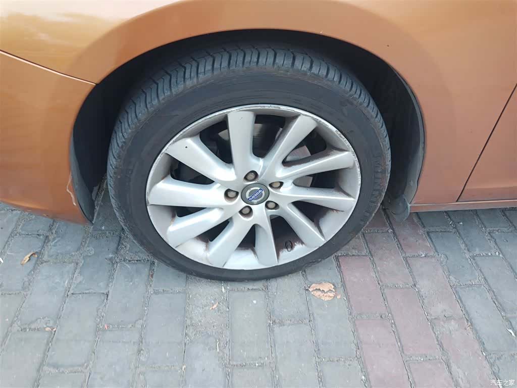 Volvo S60, 2014 25