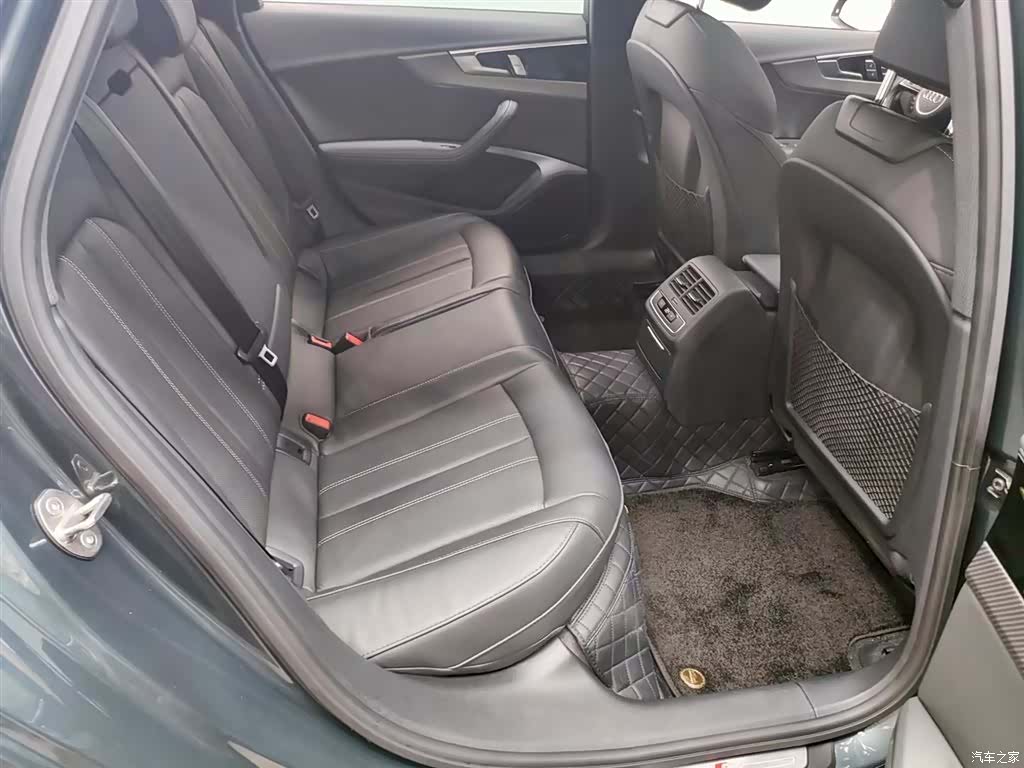 Audi A4L, 2024 7
