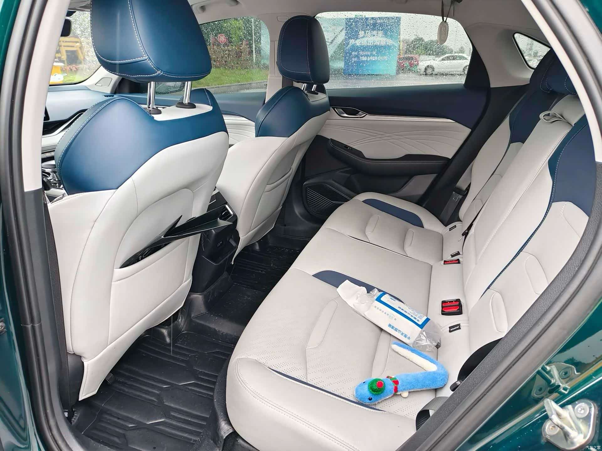 Geely Preface, 2022 6