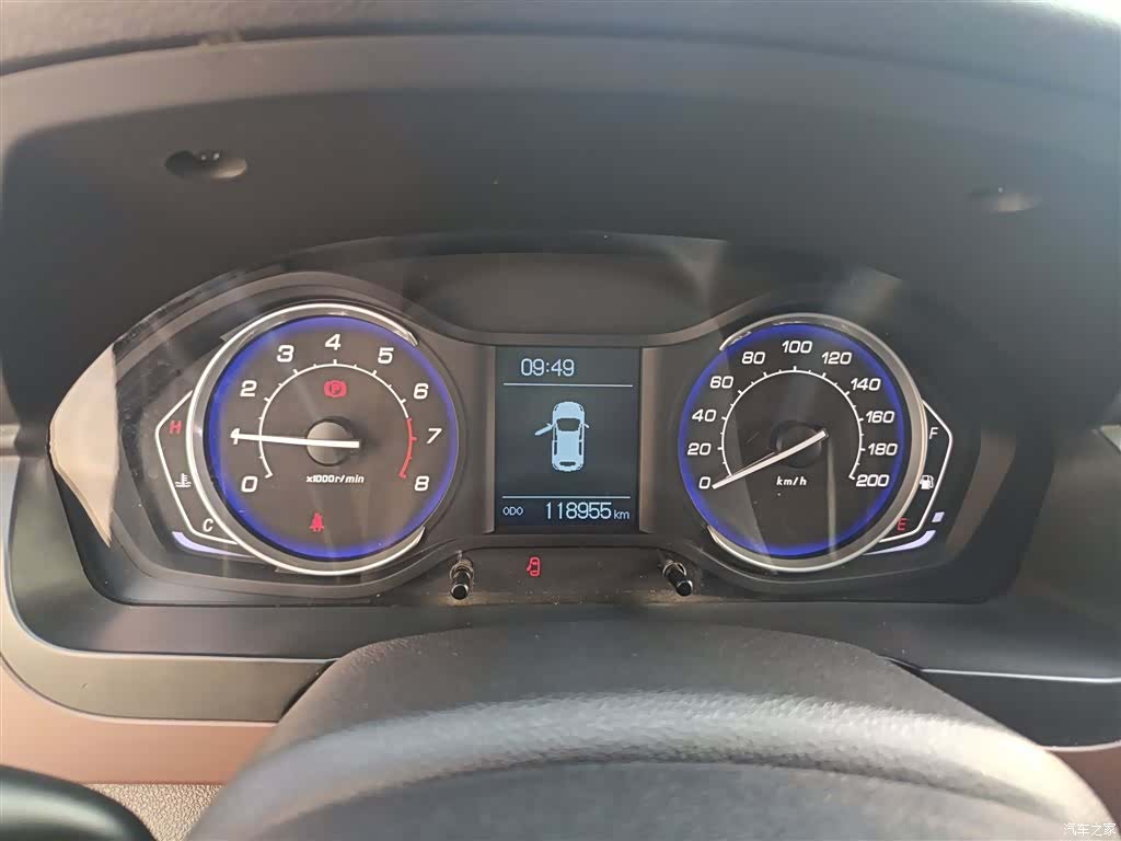 BAIC Q25, 2016 9