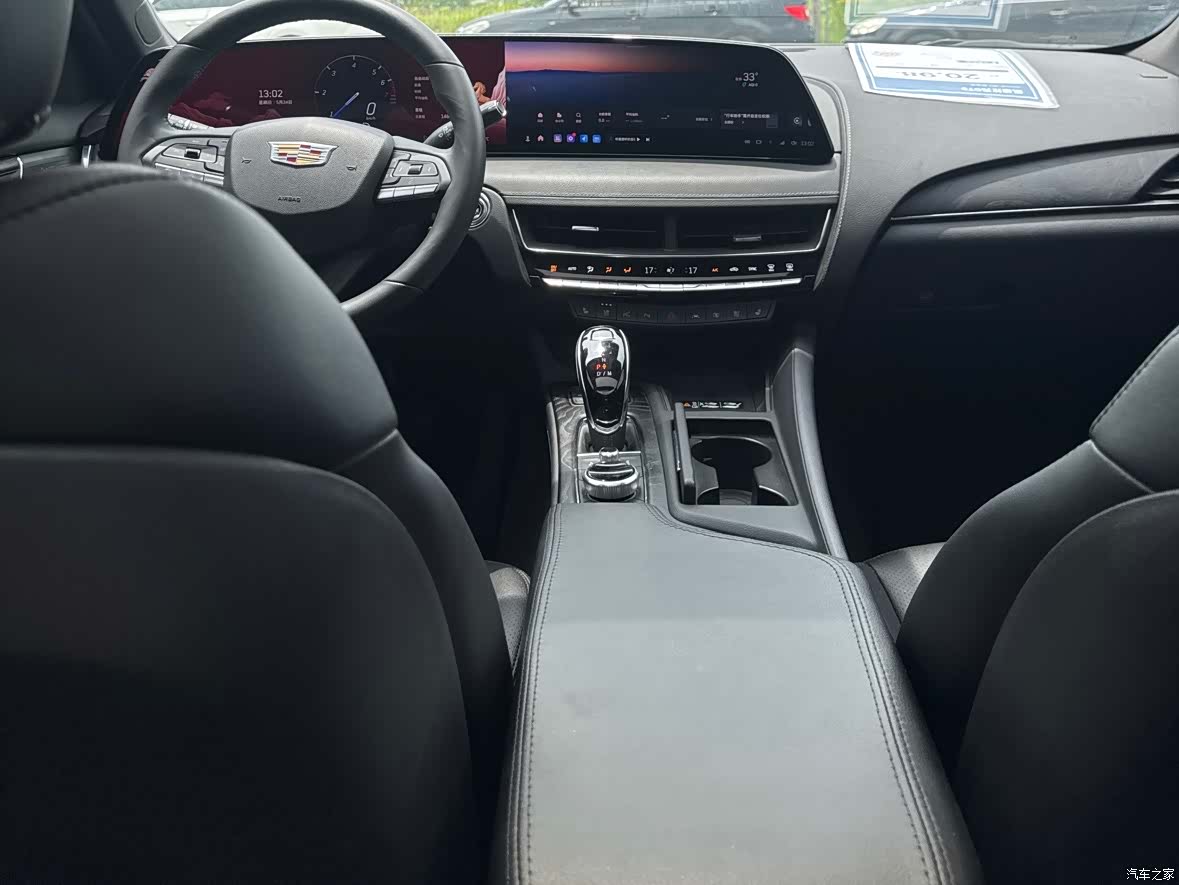 Cadillac CT5, 2025 4