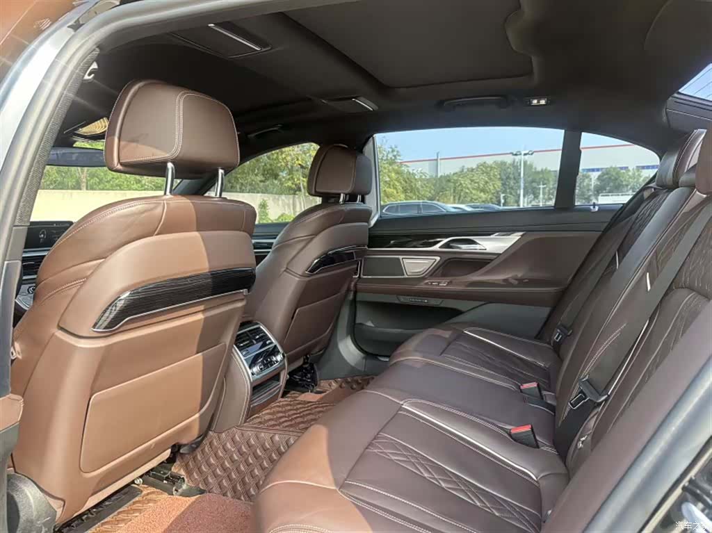 BMW 7 Series, 2022 10
