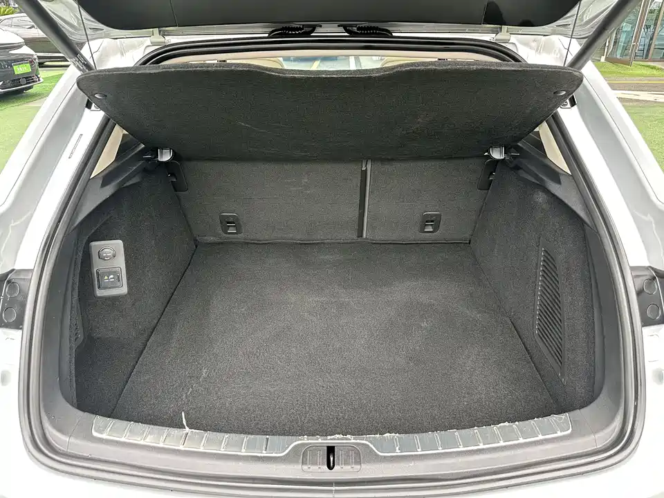 AITO Ask the world M5