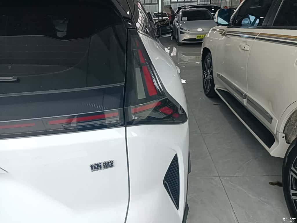 Geely Boyue, 2023 8