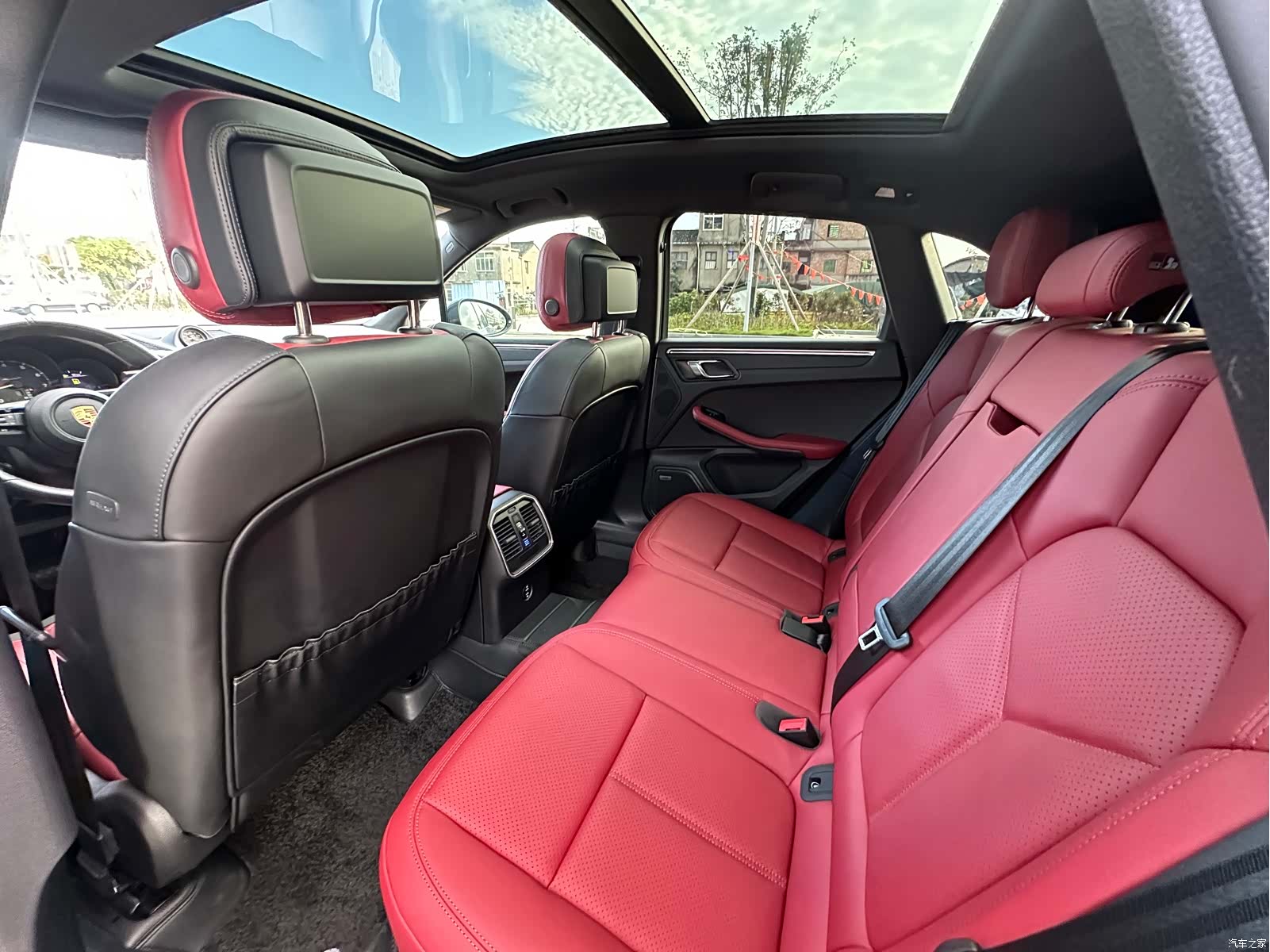 Porsche Macan, 2023 8