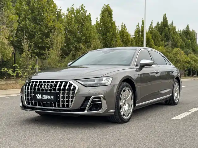Audi A8 2018 — купить из Китая под заказ