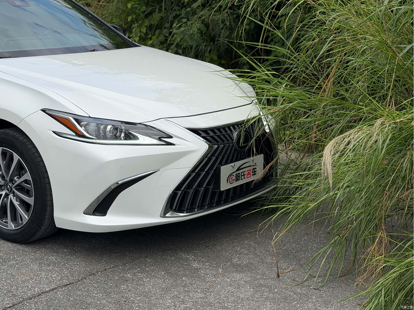 Lexus ES, 2023 8