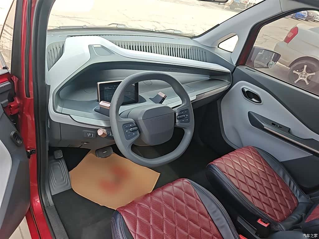 Wuling E200, 2020 10