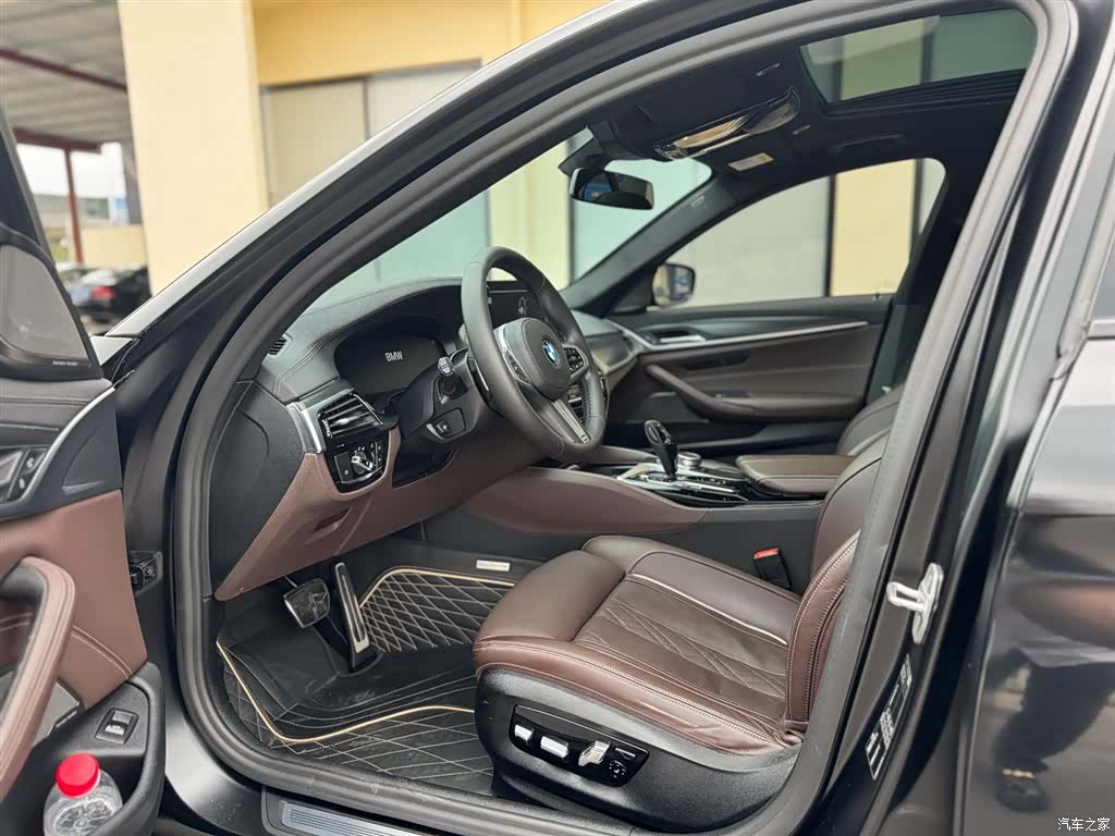 BMW 5 Series, 2020 9