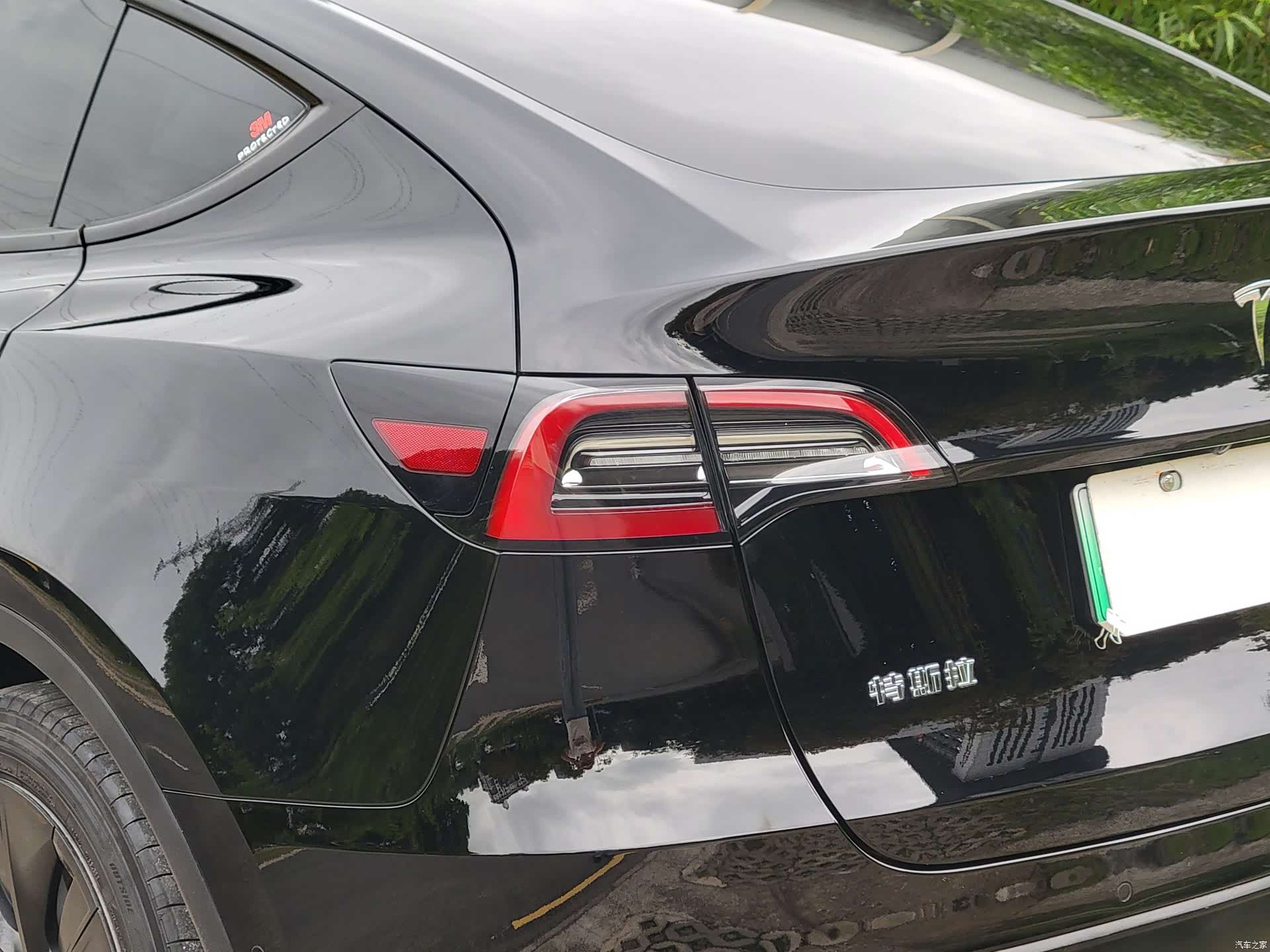 Tesla Model Y, 2023 19
