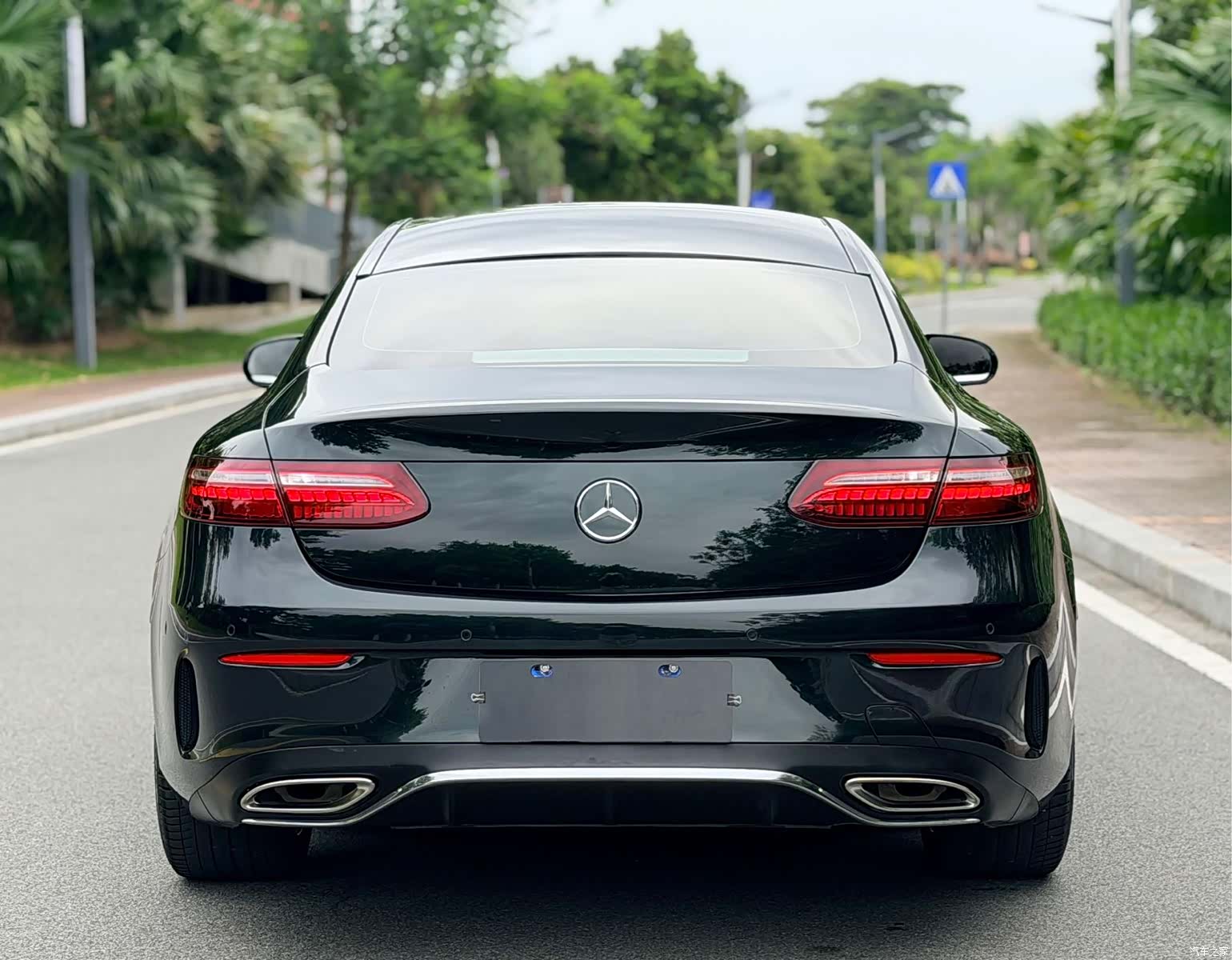 Mercedes-Benz E-Class, 2022 15