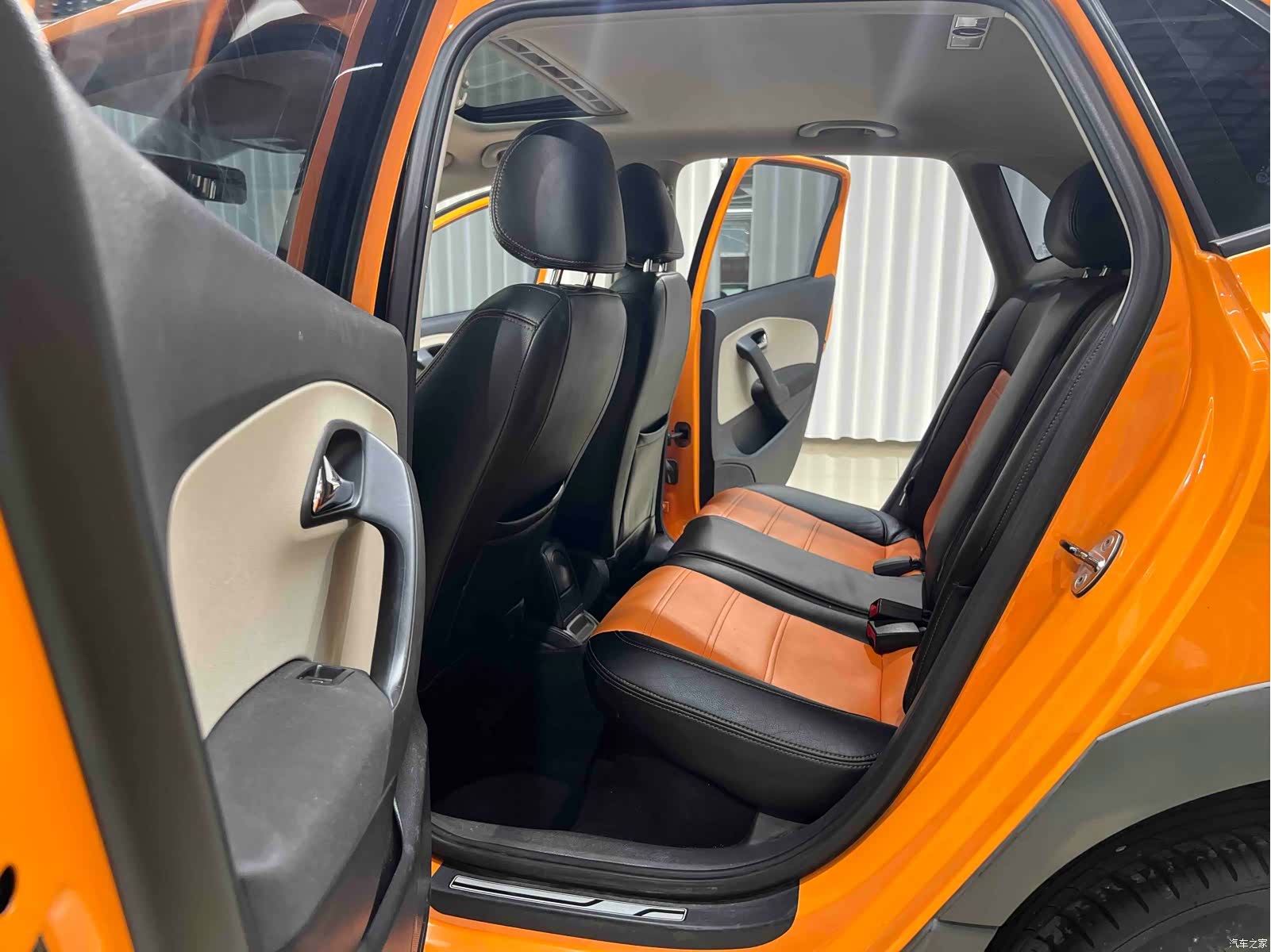 Volkswagen Polo, 2014 12