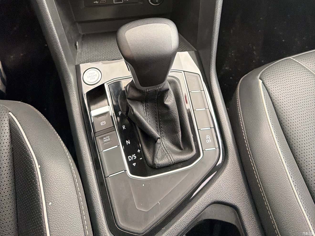 Volkswagen Tiguan L, 2024 12