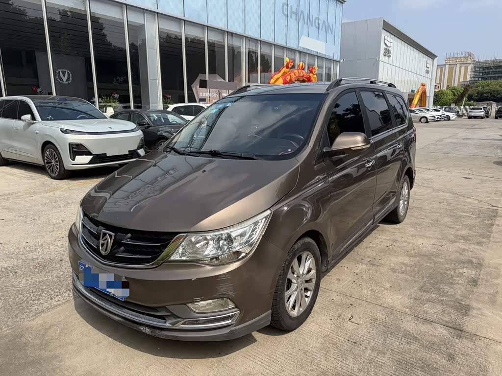 Baojun 730 2016 1.5L MT Comfort 7 мест V
