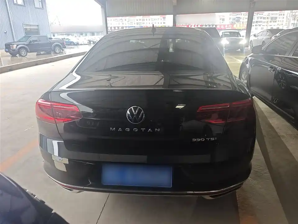 Volkswagen Magotan